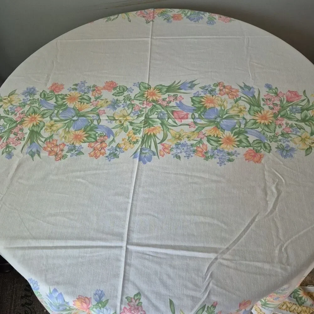 Easter Eggs Spring Floral Long Rectangular Lightweight Cotton Tablecloth 57x103